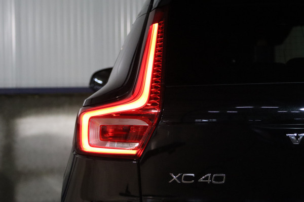 Volvo XC40 1.5 T5 Recharge 262 PK R-Design PHEV, Panoramadak, Leder-Alcantara, Harman/Kardon, Winterpakket