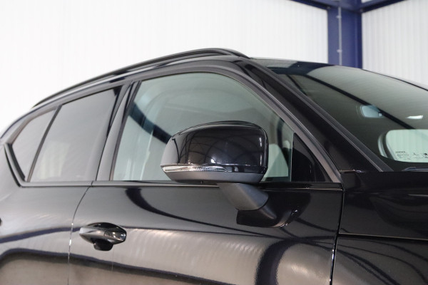 Volvo XC40 1.5 T5 Recharge 262 PK R-Design PHEV, Panoramadak, Leder-Alcantara, Harman/Kardon, Winterpakket