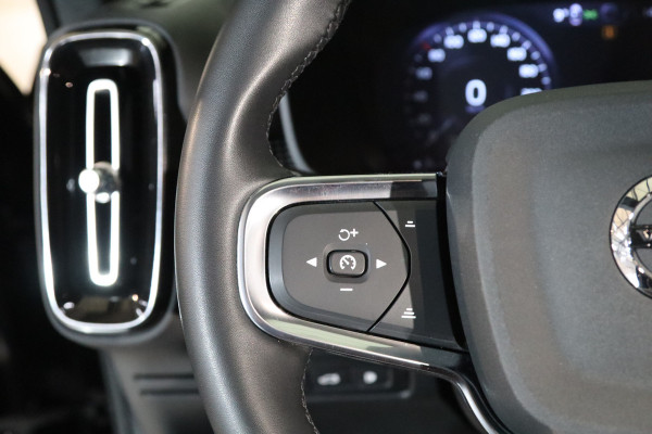 Volvo XC40 1.5 T5 Recharge 262 PK R-Design PHEV, Panoramadak, Leder-Alcantara, Harman/Kardon, Winterpakket