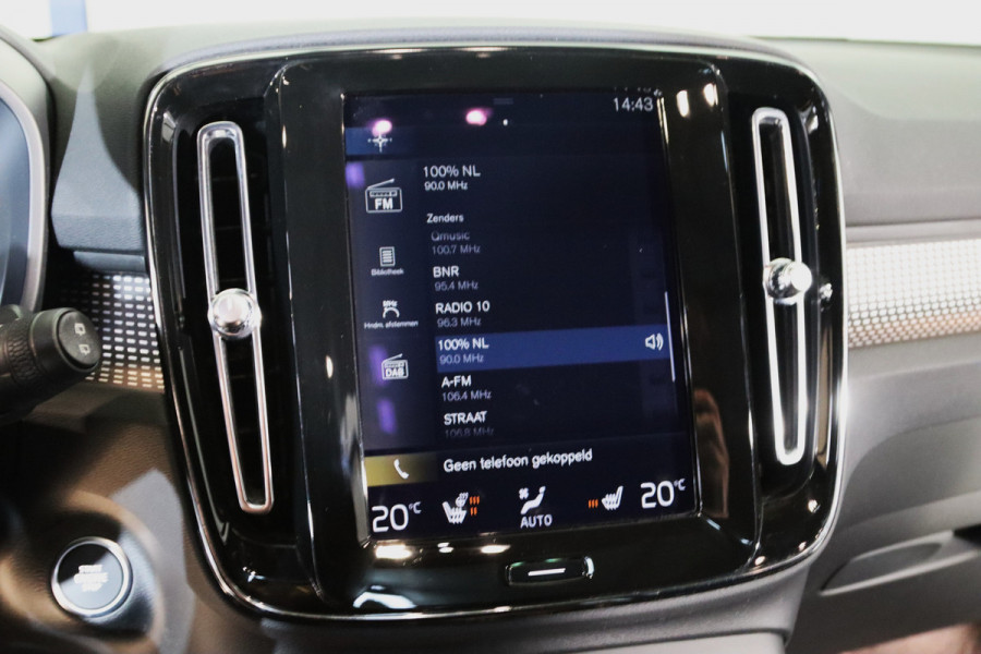 Volvo XC40 1.5 T5 Recharge 262 PK R-Design PHEV, Panoramadak, Leder-Alcantara, Harman/Kardon, Winterpakket