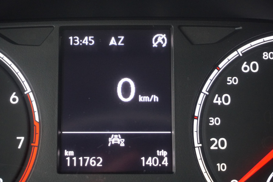 Volkswagen T-Cross 1.0 TSI Life | CLIMATE | TREKHAAK | CARPLAY/ NAVI | ACC |