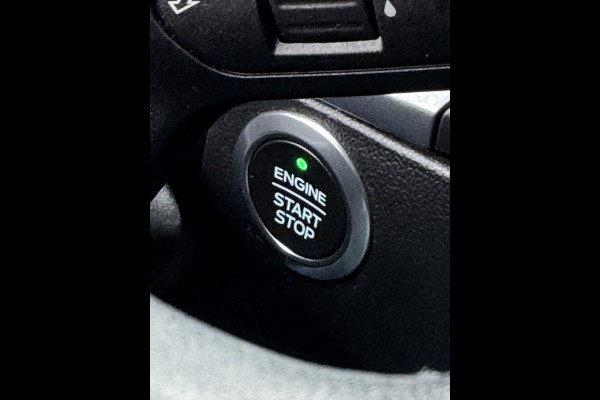 Ford Focus 1.0 EcoBoost Titanium X - Automaat I Navigatie I Airco I Sport pakket I LED I PDC I Dealer onderhouden