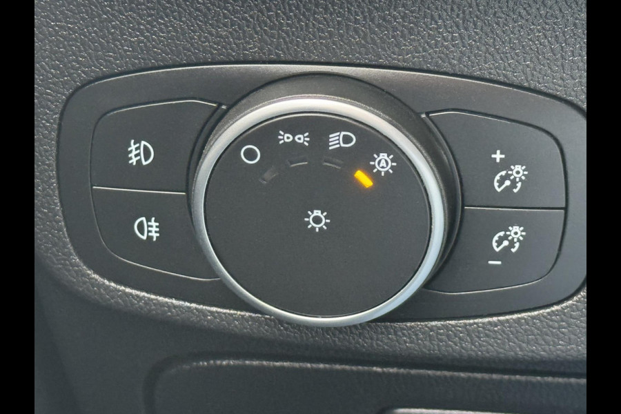 Ford Focus 1.0 EcoBoost Titanium X - Automaat I Navigatie I Airco I Sport pakket I LED I PDC I Dealer onderhouden