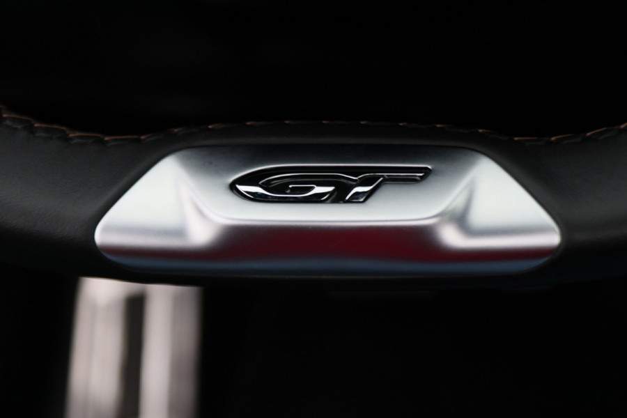 Peugeot 3008 1.6 HYbrid 225 GT Panoramadak, ACC, Camera, Apple Carplay, Sfeerverlichting, LED, DAB, 18''