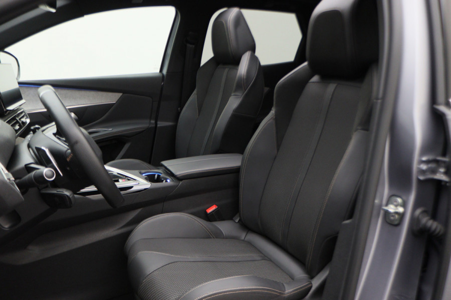 Peugeot 3008 1.6 HYbrid 225 GT Panoramadak, ACC, Camera, Apple Carplay, Sfeerverlichting, LED, DAB, 18''
