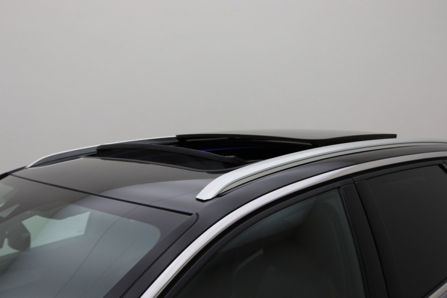 Peugeot 3008 1.6 HYbrid 225 GT Panoramadak, ACC, Camera, Apple Carplay, Sfeerverlichting, LED, DAB, 18''