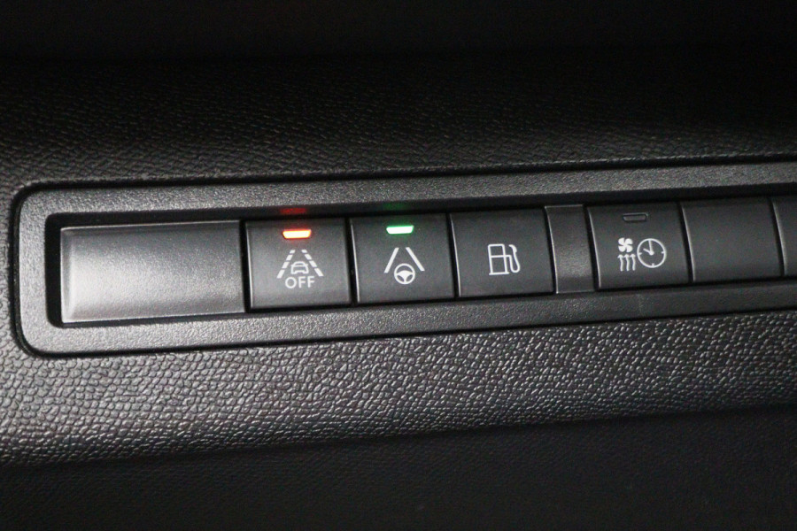 Peugeot 3008 1.6 HYbrid 225 GT Panoramadak, ACC, Camera, Apple Carplay, Sfeerverlichting, LED, DAB, 18''