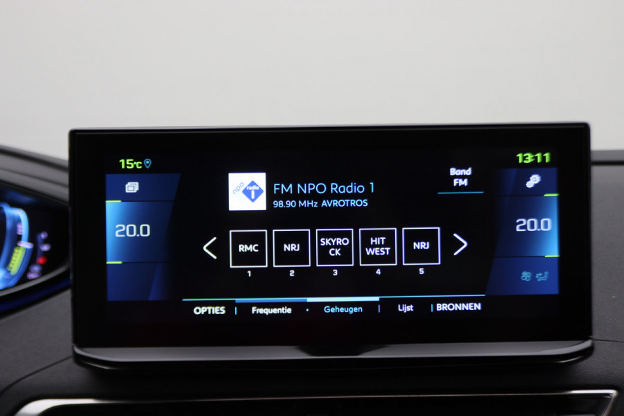 Peugeot 3008 1.6 HYbrid 225 GT Panoramadak, ACC, Camera, Apple Carplay, Sfeerverlichting, LED, DAB, 18''
