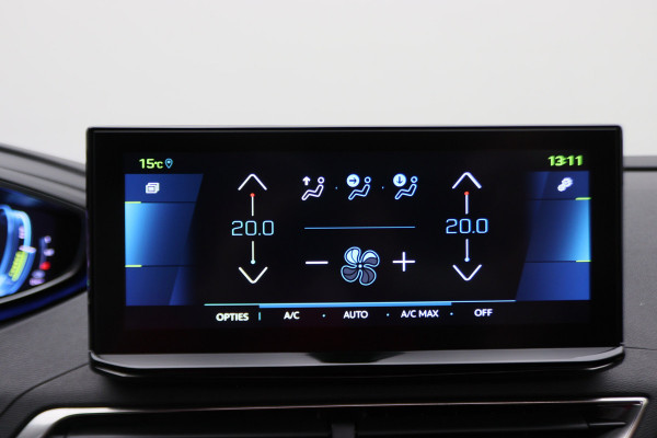 Peugeot 3008 1.6 HYbrid 225 GT Panoramadak, ACC, Camera, Apple Carplay, Sfeerverlichting, LED, DAB, 18''