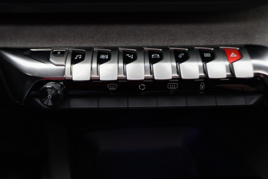 Peugeot 3008 1.6 HYbrid 225 GT Panoramadak, ACC, Camera, Apple Carplay, Sfeerverlichting, LED, DAB, 18''