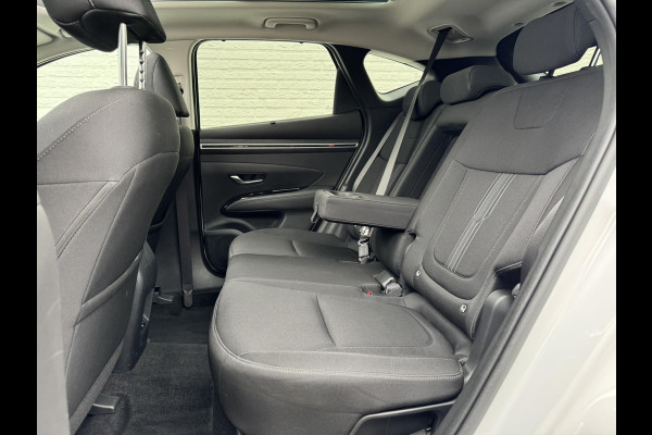 Hyundai Tucson 1.6 T-GDI HEV Comfort Adaptive cruise Climate Stoelverwarming V/A Apple / Android Keyless Navi