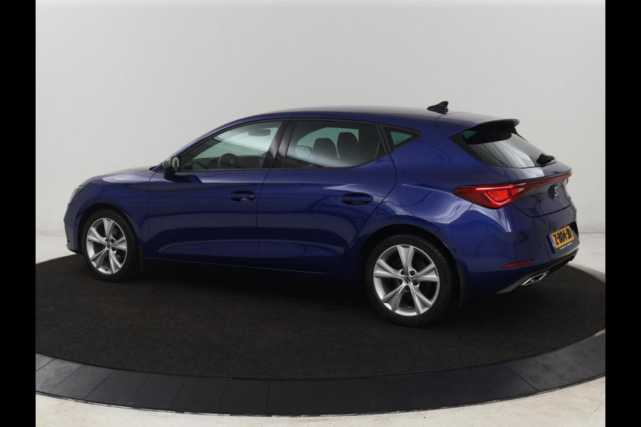 Seat Leon 1.5 eTSI FR Intense | Stoelverwarming | Adaptive cruise | Camera | Carplay | Navigatie | Full LED | Keyless | Stuurverwarming | Climate control