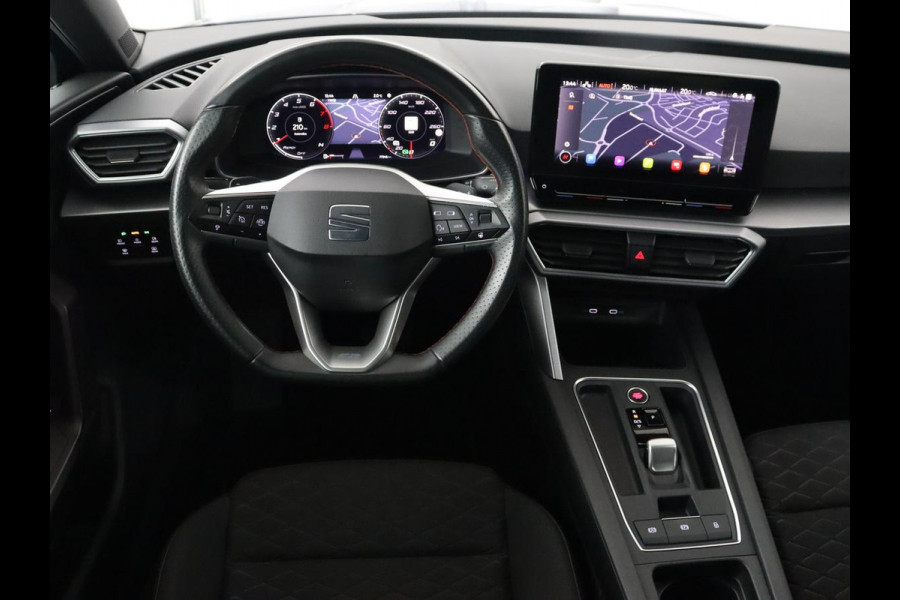 Seat Leon 1.5 eTSI FR Intense | Stoelverwarming | Adaptive cruise | Camera | Carplay | Navigatie | Full LED | Keyless | Stuurverwarming | Climate control