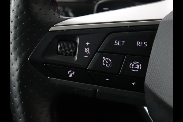 Seat Leon 1.5 eTSI FR Intense | Stoelverwarming | Adaptive cruise | Camera | Carplay | Navigatie | Full LED | Keyless | Stuurverwarming | Climate control