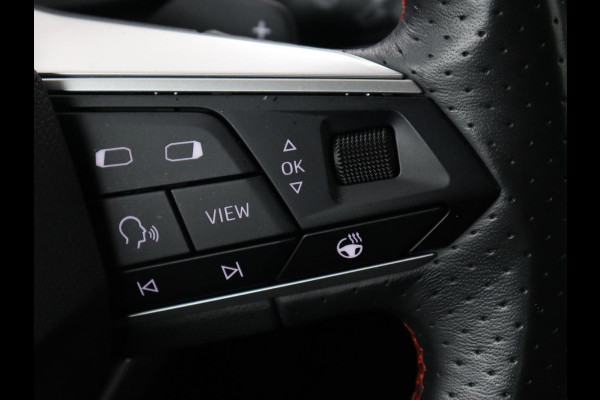 Seat Leon 1.5 eTSI FR Intense | Stoelverwarming | Adaptive cruise | Camera | Carplay | Navigatie | Full LED | Keyless | Stuurverwarming | Climate control