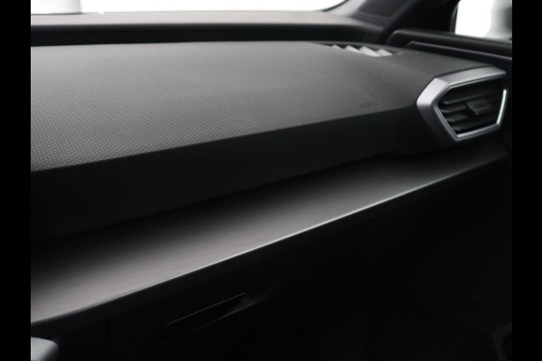 Seat Leon 1.5 eTSI FR Intense | Stoelverwarming | Adaptive cruise | Camera | Carplay | Navigatie | Full LED | Keyless | Stuurverwarming | Climate control