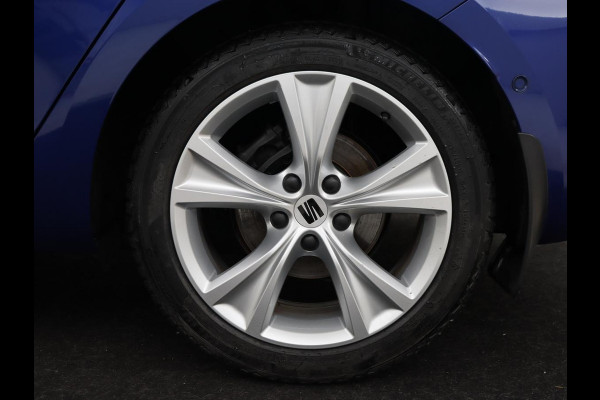 Seat Leon 1.5 eTSI FR Intense | Stoelverwarming | Adaptive cruise | Camera | Carplay | Navigatie | Full LED | Keyless | Stuurverwarming | Climate control