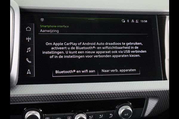 Audi A1 Sportback Advanced edition 25 TFSI 95 pk | Parkeerhulp plus | Automatische airco | Apple carplay | Dak in contrast kleur |