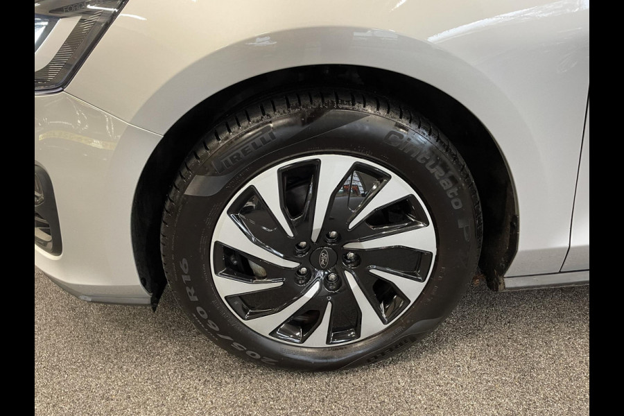 Ford FOCUS Wagon 1.0 EcoBoost Hybrid Titanium Rijklaar incl 12 mnd BOVAG garantie! Airco ECC Navi Carplay PDC VA+ Camera Full LED DAB+ Lichtmetalen velgen