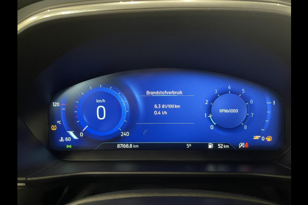 Ford FOCUS Wagon 1.0 EcoBoost Hybrid Titanium Rijklaar incl 12 mnd BOVAG garantie! Airco ECC Navi Carplay PDC VA+ Camera Full LED DAB+ Lichtmetalen velgen