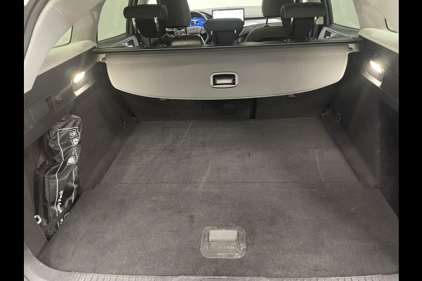 Ford FOCUS Wagon 1.0 EcoBoost Hybrid Titanium Rijklaar incl 12 mnd BOVAG garantie! Airco ECC Navi Carplay PDC VA+ Camera Full LED DAB+ Lichtmetalen velgen
