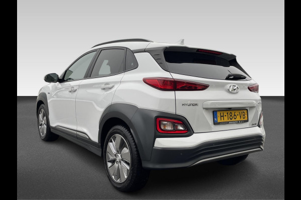 Hyundai Kona EV Premium 64 kWh 3-fase | Navigatie