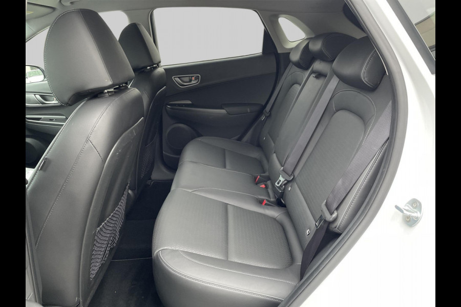 Hyundai Kona EV Premium 64 kWh 3-fase | Navigatie
