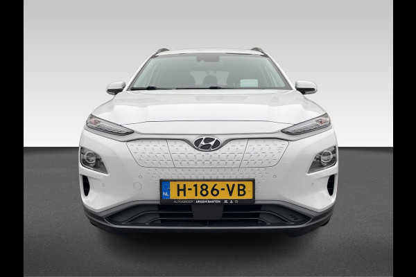 Hyundai Kona EV Premium 64 kWh 3-fase | Navigatie