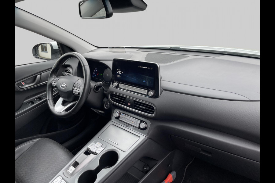 Hyundai Kona EV Premium 64 kWh 3-fase | Navigatie