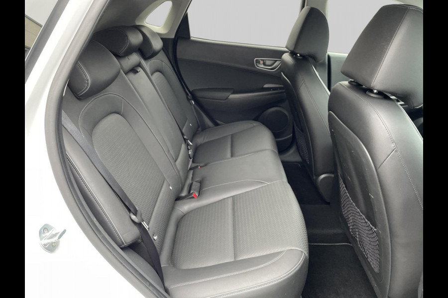 Hyundai Kona EV Premium 64 kWh 3-fase | Navigatie