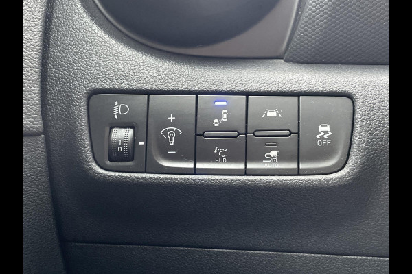 Hyundai Kona EV Premium 64 kWh 3-fase | Navigatie