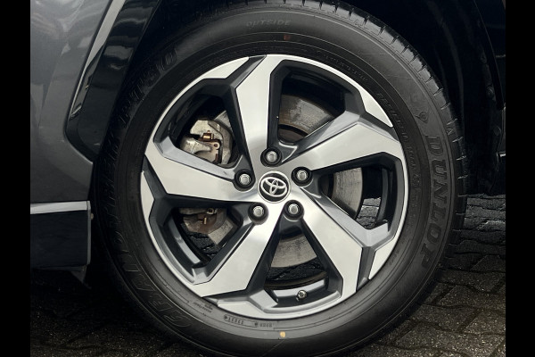 Toyota RAV4 2.5 Plug-in Hybrid AWD Bi-Tone | Navi | LED | Camera | CarPlay | ACC | HUD | 19 inch