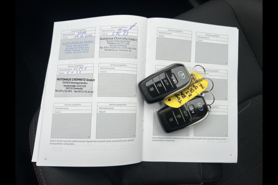 Toyota RAV4 2.5 Plug-in Hybrid AWD Bi-Tone | Navi | LED | Camera | CarPlay | ACC | HUD | 19 inch