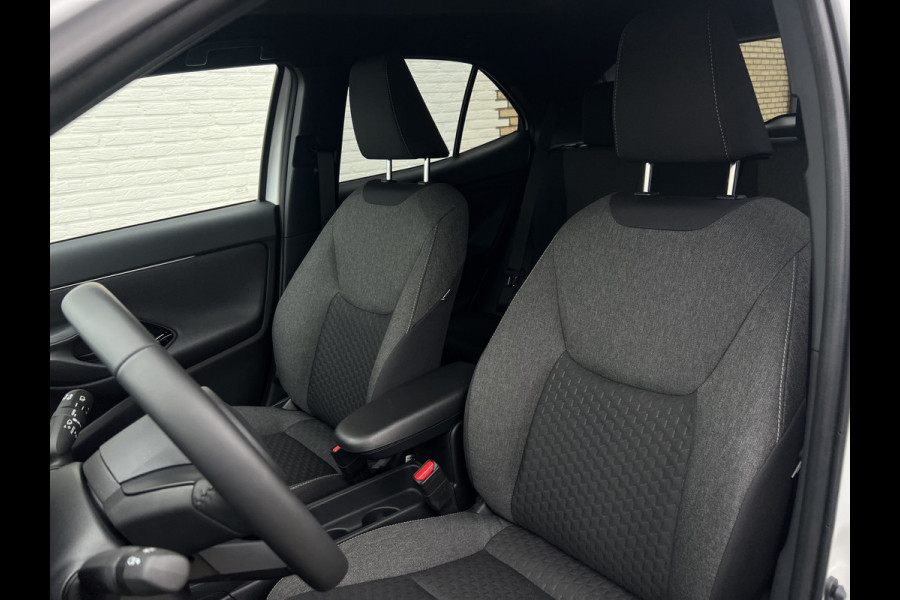 Toyota Yaris Cross 1.5 Hybrid 130 Dynamic | Winter Pack | LED | Camera | ACC | Facelift!