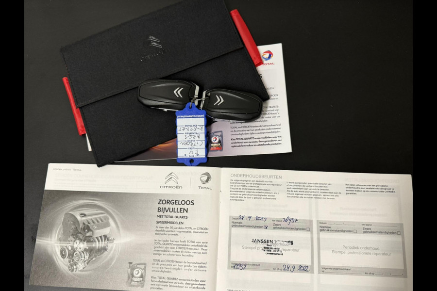 Citroën C4 1.2 Puretech Feel Edition Head-Up display Cruise control Cliomate control Keyless entry/start Navi Apple / Android