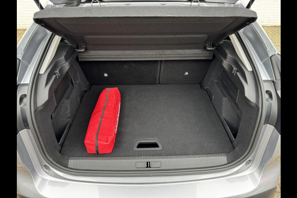 Citroën C4 1.2 Puretech Feel Edition Head-Up display Cruise control Cliomate control Keyless entry/start Navi Apple / Android