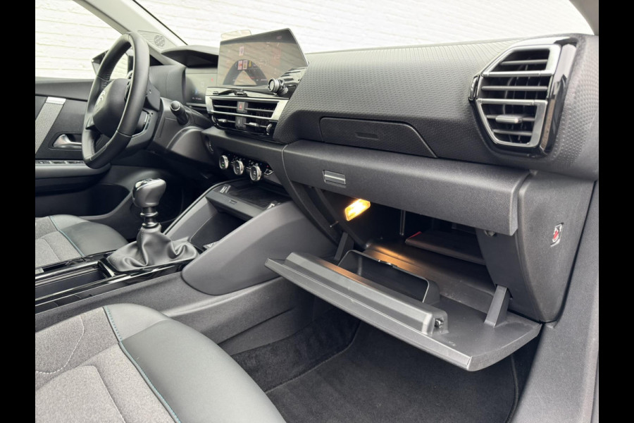 Citroën C4 1.2 Puretech Feel Edition Head-Up display Cruise control Cliomate control Keyless entry/start Navi Apple / Android