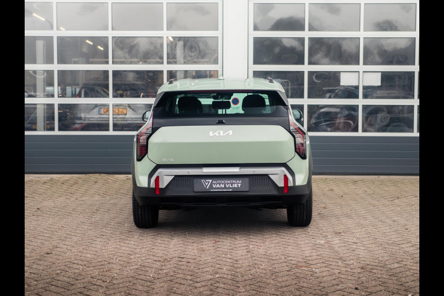 Kia EV3 Air 58.3 kWh | Uit voorraad leverbaar | 17% Bijtelling | Navi | 17" | Adapt. Cruise | Clima | PDC | Dakrails |