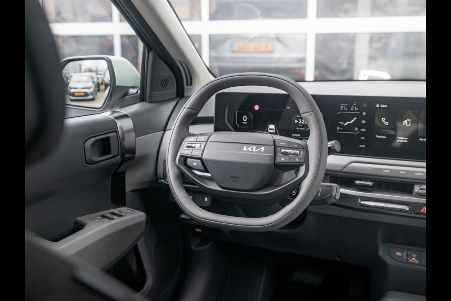 Kia EV3 Air 58.3 kWh | Uit voorraad leverbaar | 17% Bijtelling | Navi | 17" | Adapt. Cruise | Clima | PDC | Dakrails |