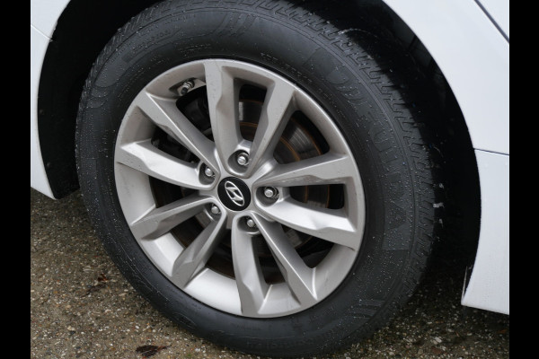 Hyundai i40 Wagon 1.6 GDI FINAL EDITION | CARPLAY | CAMERA | CRUISE | ALL-SEASON | 1e EIGENAAR!!