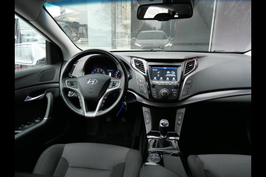 Hyundai i40 Wagon 1.6 GDI FINAL EDITION | CARPLAY | CAMERA | CRUISE | ALL-SEASON | 1e EIGENAAR!!