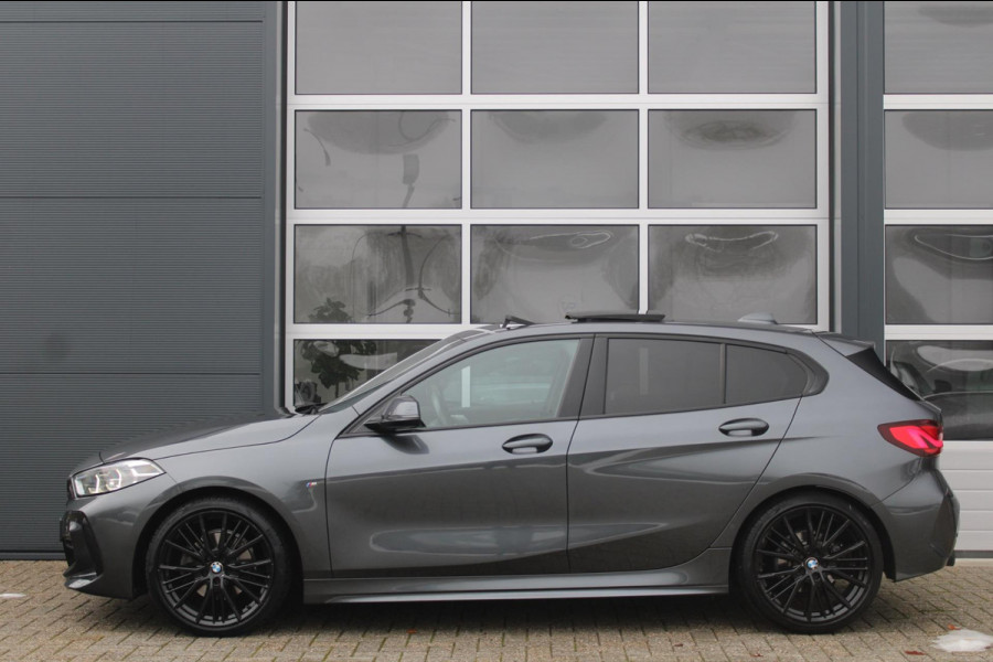 BMW 1-serie 118i M-Sport Shadow | Pano | 19 '' | HIFI | Ambient