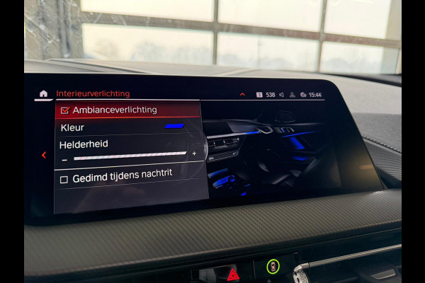 BMW 1-serie 118i M-Sport Shadow | Pano | 19 '' | HIFI | Ambient