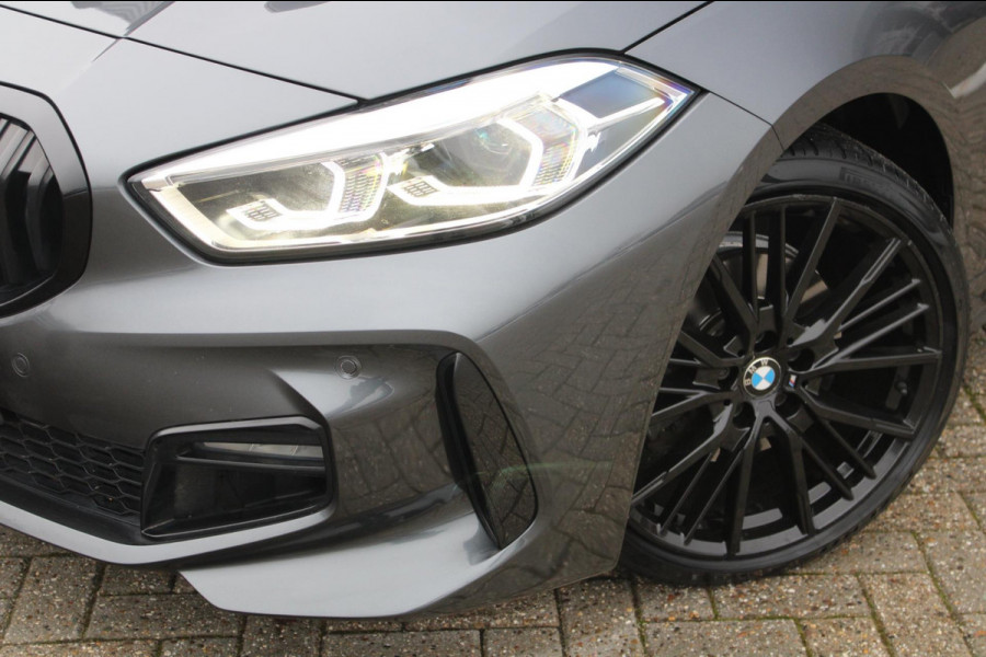 BMW 1-serie 118i M-Sport Shadow | Pano | 19 '' | HIFI | Ambient