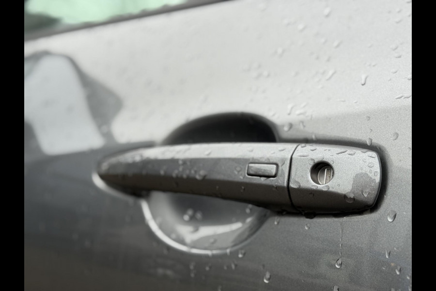 Nissan Juke 1.6 Hybrid N-Sport FABRIEKSGARANTIE| BOMVOL| BOSE | 19 INCH!|  ADAP. CRUISE| SPORTSTOELEN| VERW. VOORRUIT| STUUR + STOEL VERWARMING| 360 CAMERA|