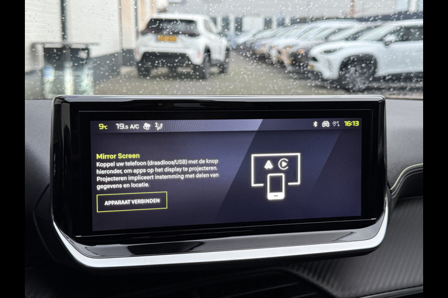 Peugeot 208 1.2 Hybrid 145 e-DCS6 GT | CarPlay | ACC | LED | Camera | DAB+ | 17 inch