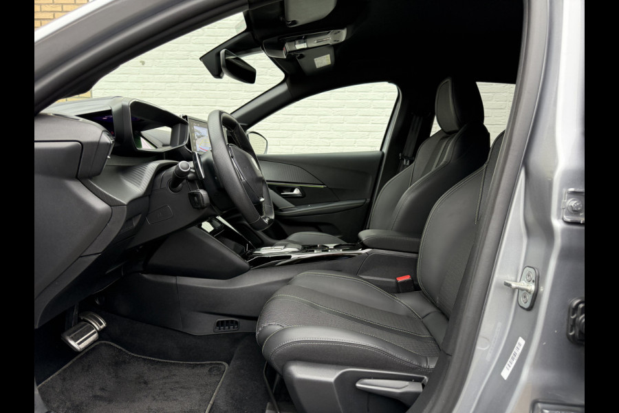 Peugeot 208 1.2 Hybrid 145 e-DCS6 GT | CarPlay | ACC | LED | Camera | DAB+ | 17 inch