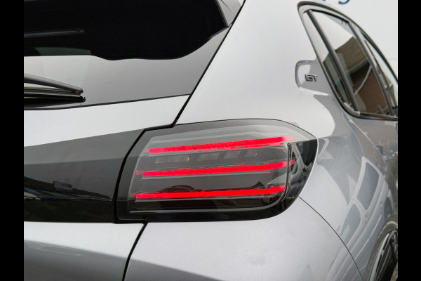 Peugeot 208 1.2 Hybrid 145 e-DCS6 GT | CarPlay | ACC | LED | Camera | DAB+ | 17 inch