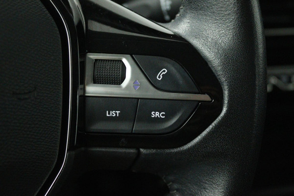 Peugeot 208 1.2 PureTech Blue Lease Active (NAVIGATIE, CRUISE CONTROL, LANE-ASSIST, PARKEERSENSOREN, BLUETOOTH, AIRCO)