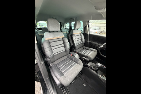 Citroën C3 Aircross 130pk Shine (Camera - Leder - 17"incl 4S - Automatische Airco - Grip Controle - LED - Parkeersensoren - Navigatie)